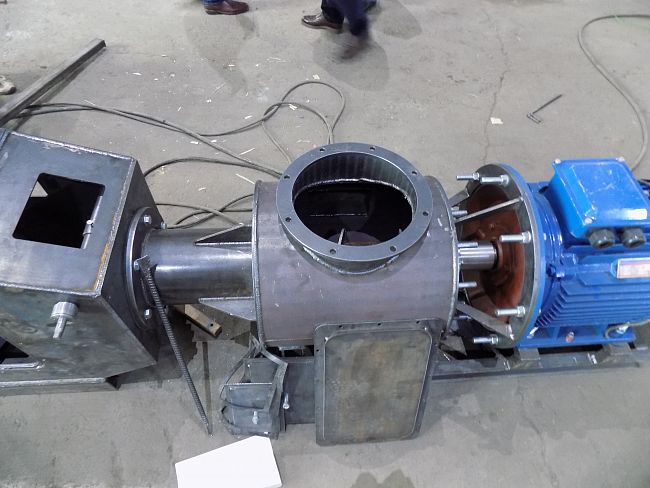 Пневмовинтовой подъемник TA-20А
